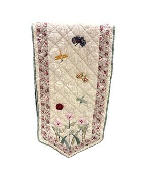 Patch Magic VTG Cotton Quilted Applique Table Runner Garden Friends